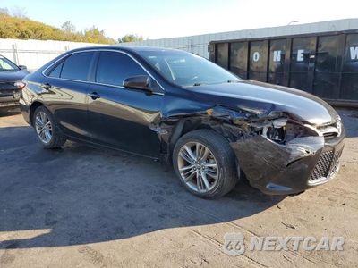 Czwarte zdjęcie samochodu z boku: 2017 TOYOTA CAMRY LE VIN:4T1BF1FK2HU429470 - miniatura