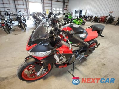 Drugie zdjęcie samochodu z przodu: 2021 APRILIA TUONO 660 VIN:ZD4KSUE05MS000125 - miniatura