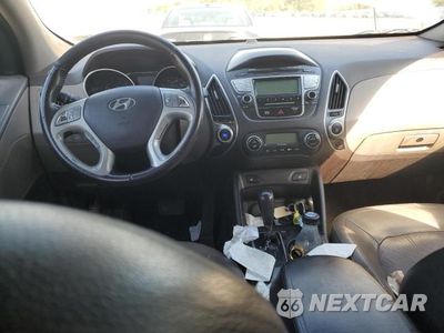 Zdjęcie 8 z 12 samochodu: 2013 HYUNDAI TUCSON GLS VIN:KM8JU3AC5DU602874 - miniatura