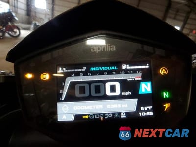 Zdjęcie 8 z 10 samochodu: 2021 APRILIA TUONO 660 VIN:ZD4KSUE05MS000125 - miniatura