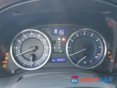 Zdjęcie 9 z 12 samochodu: 2012 LEXUS IS 250 VIN:JTHBF5C22C5177477 - miniatura