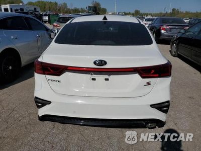 Zdjęcie 6 z 12 samochodu: 2019 KIA FORTE GT LINE VIN:3KPF34AD8KE033994 - miniatura