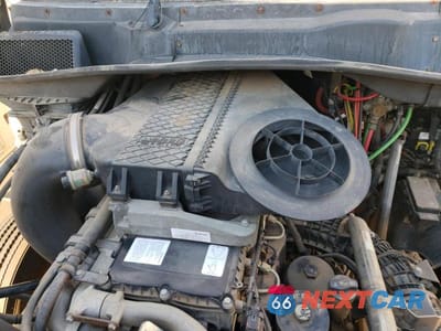 Zdjęcie 7 z 10 samochodu: 2014 FREIGHTLINER CASCADIA 125 VIN:3AKJGLD55ESFK3575 - miniatura
