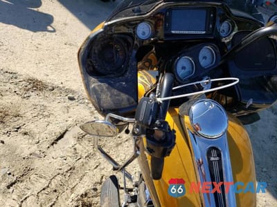 Zdjęcie 9 z 10 samochodu: 2016 HARLEY-DAVIDSON FLTRXS ROAD GLIDE SPECIAL VIN:1HD1KTM12GB620039 - miniatura