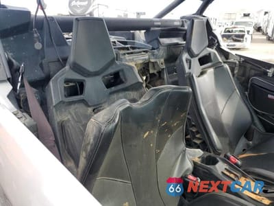 Zdjęcie 6 z 10 samochodu: 2020 CAN-AM MAVERICK X3 DS TURBO VIN:3JBVGAY49LK001159 - miniatura
