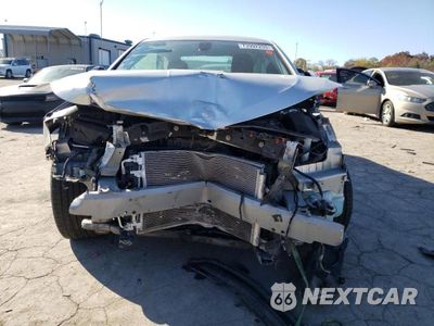 Piąte zdjęcie samochodu w środku: 2017 CHEVROLET IMPALA LT VIN:1G1105S35HU175026 - miniatura