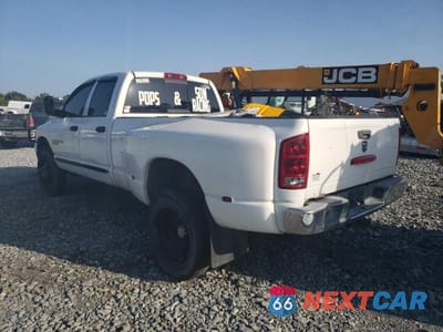 Drugie zdjęcie samochodu z przodu: 2005 DODGE RAM 3500 ST VIN:3D7MS48C15G850875 - miniatura