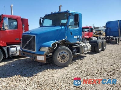 Drugie zdjęcie samochodu z przodu: 2014 VOLVO VN VNM VIN:4V4MC9EG9EN173324 - miniatura