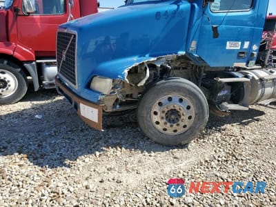 Zdjęcie 9 z 10 samochodu: 2014 VOLVO VN VNM VIN:4V4MC9EG9EN173324 - miniatura