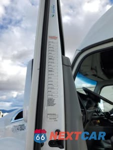 Zdjęcie 10 z 10 samochodu: 2017 KENWORTH CONSTRUCTION T680 VIN:1XKYDP9X0HJ144979 - miniatura
