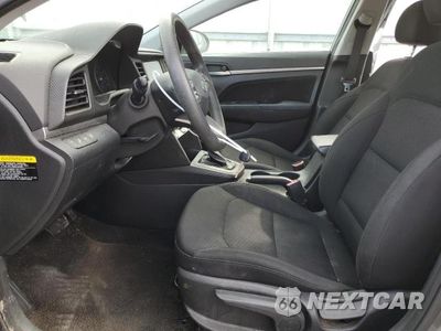 Zdjęcie 7 z 12 samochodu: 2019 HYUNDAI ELANTRA SEL VIN:5NPD84LF1KH421118 - miniatura