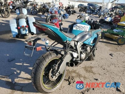 Czwarte zdjęcie samochodu z boku: 2021 KAWASAKI ZX636 K VIN:JKBZXJH16MA007532 - miniatura