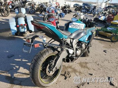 Czwarte zdjęcie samochodu z boku: 2021 KAWASAKI ZX636 K VIN:JKBZXJH16MA007532 - miniatura