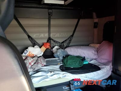 Zdjęcie 6 z 10 samochodu: 2019 FREIGHTLINER CASCADIA 126 VIN:3AKJHHDR5KSKH2557 - miniatura