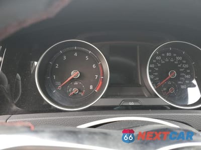 Zdjęcie 9 z 12 samochodu: 2019 VOLKSWAGEN GTI S VIN:3VW5T7AU5KM004937 - miniatura