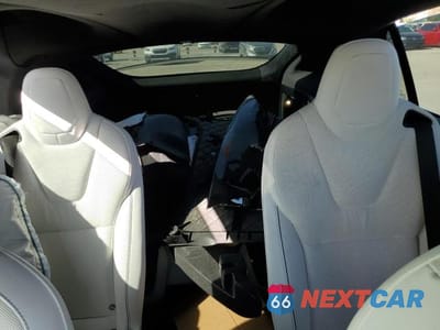 Zdjęcie 10 z 13 samochodu: 2022 TESLA MODEL X VIN:7SAXCBE6XNF353324 - miniatura