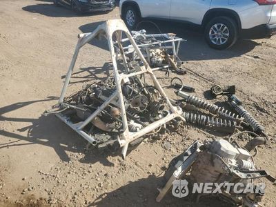 Trzecie zdjęcie samochodu z tyłu: 2020 CAN-AM MAVERICK X3 MAX X RS TURBO RR VIN:3JBVNAV46LK000870 - miniatura