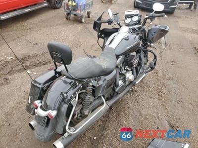 Czwarte zdjęcie samochodu z boku: 2012 HARLEY-DAVIDSON FLTRX ROAD GLIDE CUSTOM VIN:1HD1KHM36CB621820 - miniatura