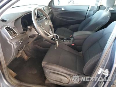 Zdjęcie 7 z 12 samochodu: 2019 HYUNDAI TUCSON SE VIN:KM8J2CA41KU915254 - miniatura