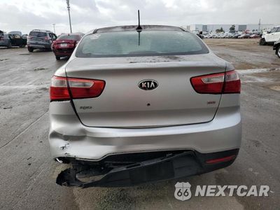 Zdjęcie 6 z 12 samochodu: 2014 KIA RIO LX VIN:KNADM4A37E6373205 - miniatura