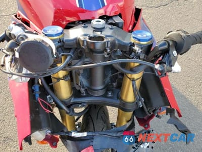 Zdjęcie 9 z 10 samochodu: 2023 HONDA CBR600 RR VIN:JH2PC40J4PK900055 - miniatura