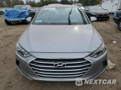Piąte zdjęcie samochodu w środku: 2017 HYUNDAI ELANTRA SE VIN:5NPD74LF1HH079293 - miniatura