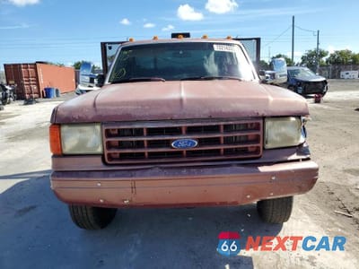 Piąte zdjęcie samochodu w środku: 1990 FORD F350 VIN:1FDJF37M7LNB27165 - miniatura