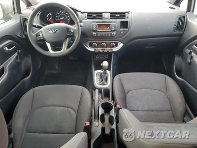 Zdjęcie 8 z 12 samochodu: 2014 KIA RIO LX VIN:KNADM4A37E6373205 - miniatura