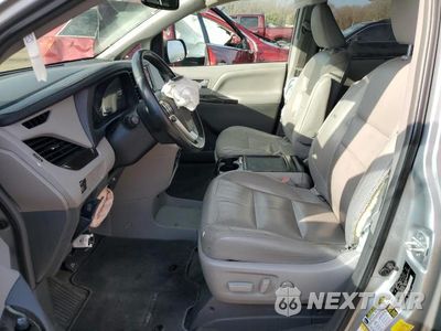 Zdjęcie 7 z 13 samochodu: 2019 TOYOTA SIENNA XLE VIN:5TDYZ3DC3KS977549 - miniatura