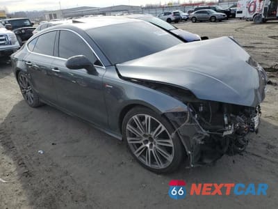 Czwarte zdjęcie samochodu z boku: 2013 AUDI A7 PRESTIGE VIN:WAU2GAFC9DN122180 - miniatura