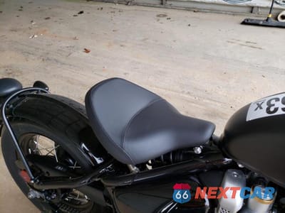 Zdjęcie 6 z 10 samochodu: 2023 TRIUMPH MOTORCYCLE BONNEVILLE BOBBER VIN:SMTD53HL2PTBL5660 - miniatura