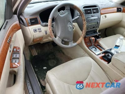 Zdjęcie 8 z 12 samochodu: 2006 LEXUS LS 430 VIN:JTHBN36F365043328 - miniatura