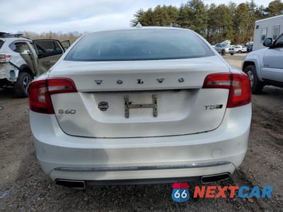 Zdjęcie 6 z 12 samochodu: 2018 VOLVO S60 INSCRIPTION VIN:LYV402TK0JB180482 - miniatura