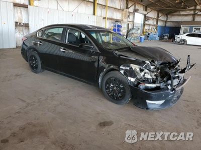 Czwarte zdjęcie samochodu z boku: 2015 NISSAN ALTIMA 2.5 VIN:1N4AL3AP7FN872542 - miniatura