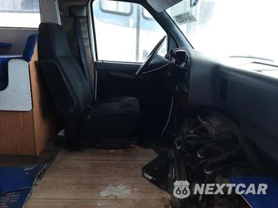 Piąte zdjęcie samochodu w środku: 1994 FORD ECONOLINE E350 CUTAWAY VAN VIN:1FDKE30G0PHB26388 - miniatura