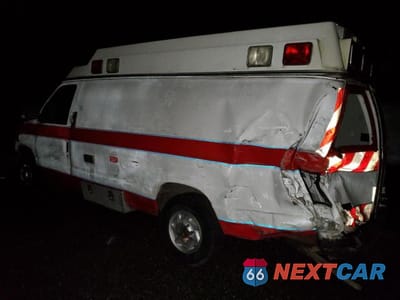 Drugie zdjęcie samochodu z przodu: 2001 FORD ECONOLINE E350 SUPER DUTY VAN VIN:1FDSS34F41HA80887 - miniatura