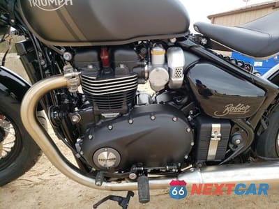 Zdjęcie 7 z 10 samochodu: 2023 TRIUMPH MOTORCYCLE BONNEVILLE BOBBER VIN:SMTD53HL2PTBL5660 - miniatura