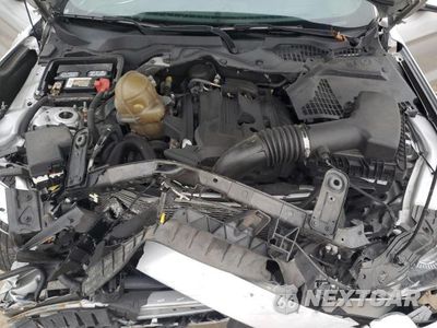 Zdjęcie 11 z 13 samochodu: 2018 FORD MUSTANG VIN:1FATP8UH8J5143134 - miniatura