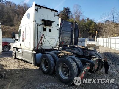 Trzecie zdjęcie samochodu z tyłu: 2016 FREIGHTLINER CASCADIA 125 VIN:3AKJGLD50GSHC0278 - miniatura
