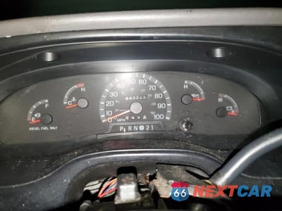 Zdjęcie 9 z 13 samochodu: 2001 FORD ECONOLINE E350 SUPER DUTY VAN VIN:1FDSS34F41HA80887 - miniatura
