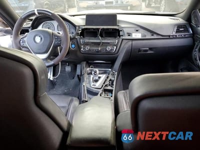 Zdjęcie 8 z 12 samochodu: 2015 BMW M4 VIN:WBS3R9C56FK332514 - miniatura