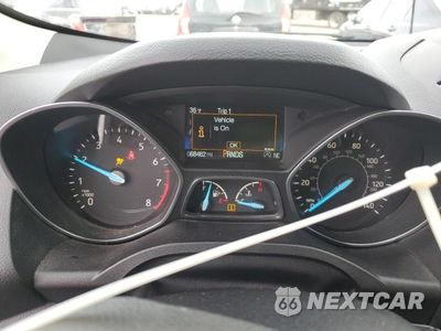 Zdjęcie 9 z 12 samochodu: 2019 FORD ESCAPE SE VIN:1FMCU9GD8KUC26714 - miniatura