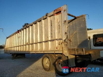 Trzecie zdjęcie samochodu z tyłu: 2000 MACK PINNACLE VIN:5MAMN4527YC003212 - miniatura