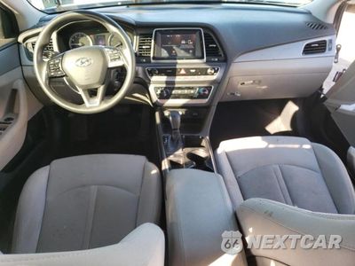 Zdjęcie 8 z 12 samochodu: 2018 HYUNDAI SONATA SE VIN:5NPE24AF6JH701849 - miniatura