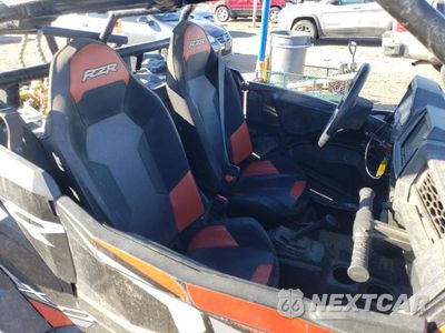 Piąte zdjęcie samochodu w środku: 2020 POLARIS RZR XP 1000 PREMIUM VIN:3NSNAK997LH192204 - miniatura