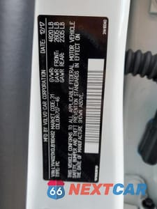 Zdjęcie 12 z 12 samochodu: 2018 VOLVO S60 INSCRIPTION VIN:LYV402TK0JB180482 - miniatura