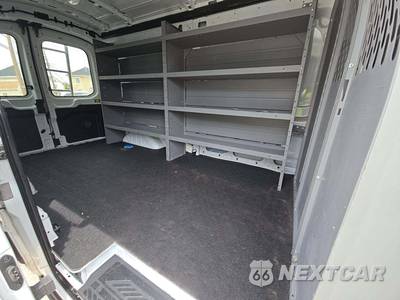 2024 Ford Transit 250 Cargo Van Medium Roof 148.0" WB - zdjęcie 12 z 26 - miniatura