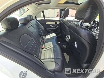 2018 Mercedes-Benz C 300 Sedan - zdjęcie 13 z 24 - miniatura