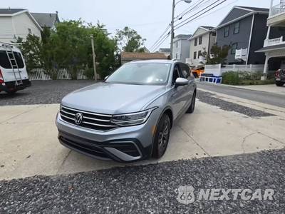2023 Volkswagen Tiguan SE - zdjęcie 1 z 19 - miniatura