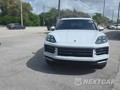 2024 Porsche Cayenne - zdjęcie 2 z 29 - miniatura